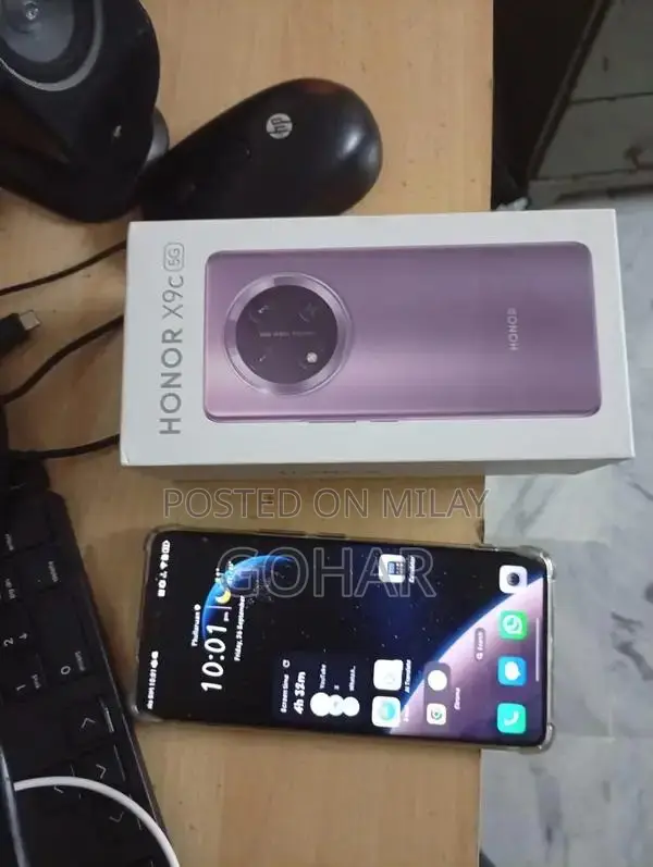 Honor Smartphone with International Warranty and Waterproof Design