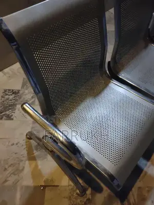 Heavy-Duty Steel Hospital Medical Bench Seating