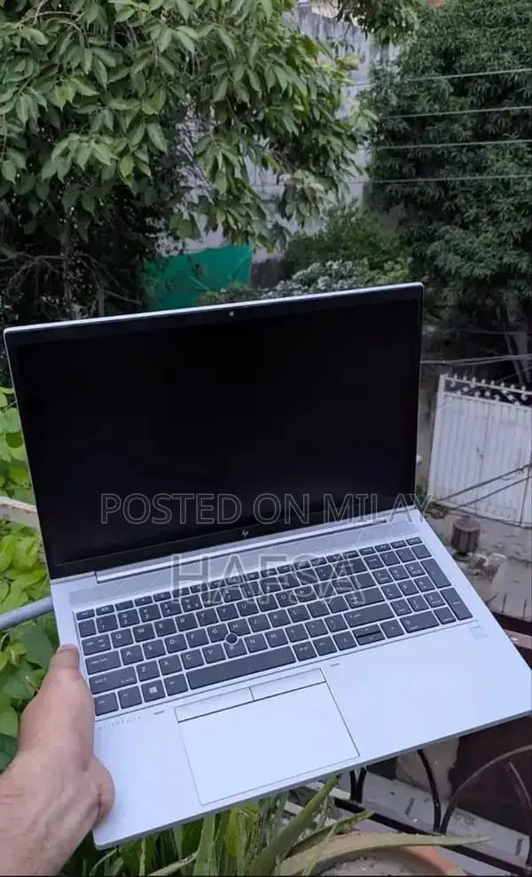 HP EliteBook 850 G8 Business Laptop - 11th Gen Intel Core i5