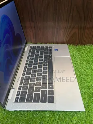 HP EliteBook 1030 G8 Convertible Laptop i7 Touch Screen