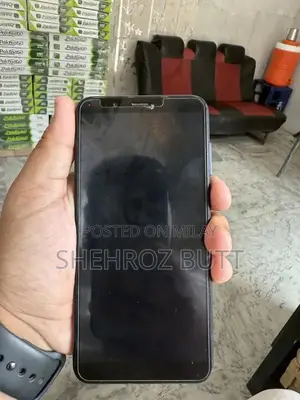 Photo - Huawei Y7 Prime 2018 Budget Smartphone with Extended Battery Life