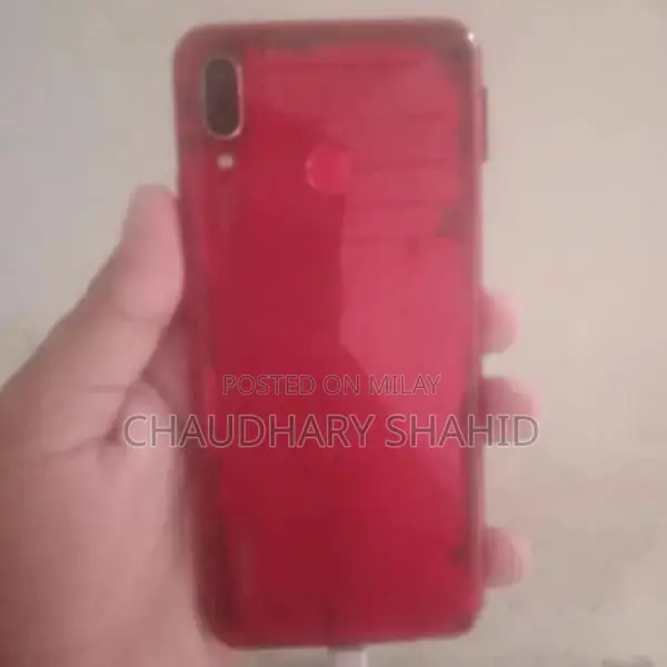 HUAWEI Nova 3 Smartphone with Premium Specs