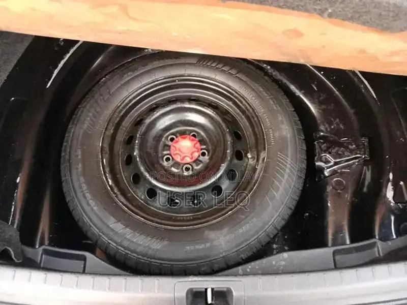 Toyota GLI Sedan Automatic 2016 Sedan