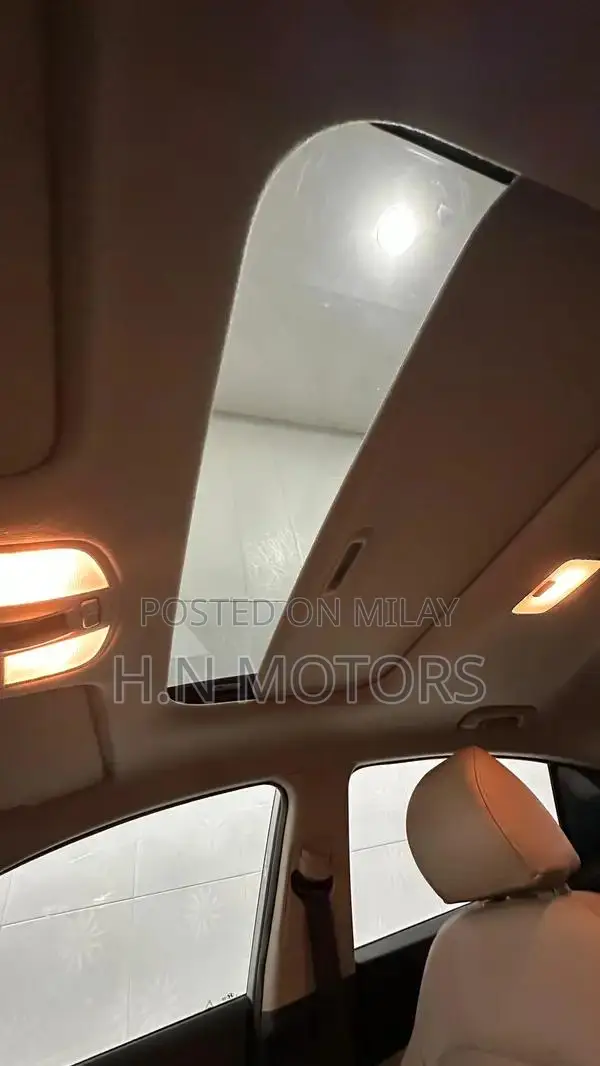 Hyundai Elantra 2.0 GLS 2022 Model Sedan