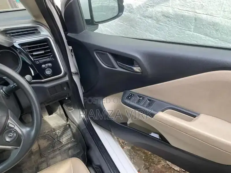 Honda City 1.5 Manual Sedan with Cruise Control and Touch AC