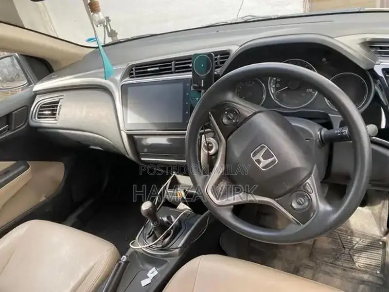 Honda City 1.5 Manual Sedan with Cruise Control and Touch AC