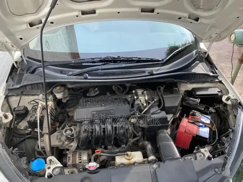 Honda City 1.5 Manual Sedan with Cruise Control and Touch AC