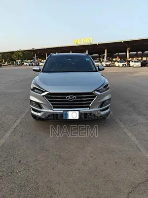 Photo - Hyundai Tucson FWD Automatic GLS Sport SUV
