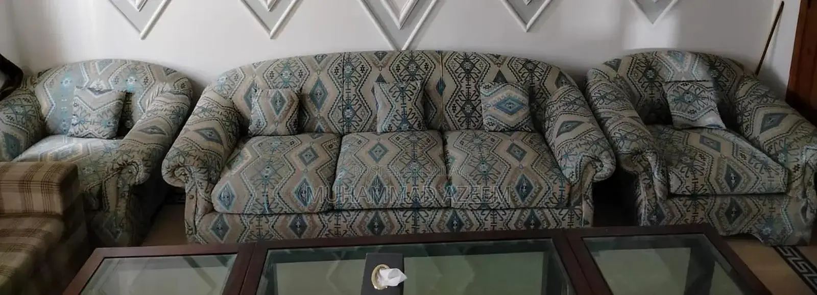 Plush Three-Piece Sofa Set in Excellent Condition