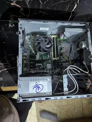 AMD A6 Pro 7600 Gaming Laptop with Keyboard and Mouse