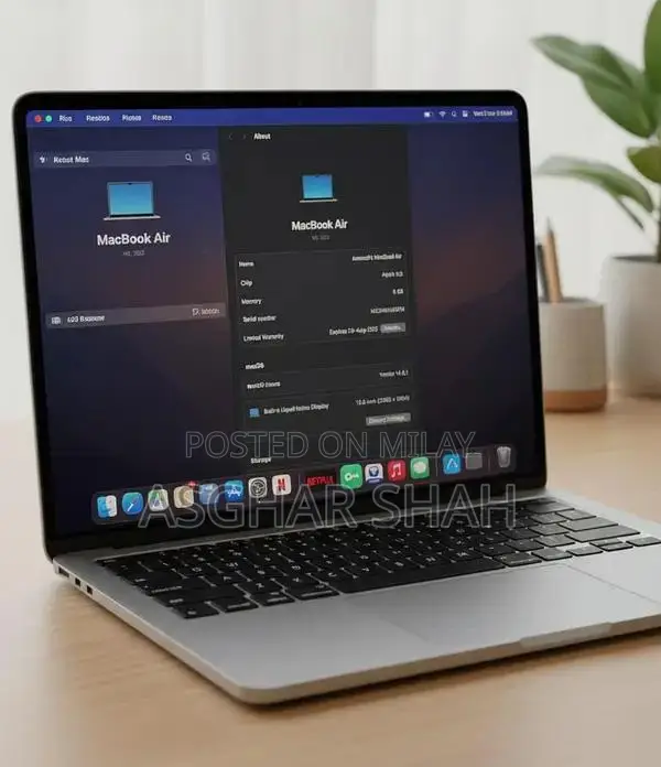 Apple MacBook Air M2 13.6-inch Laptop - Powerful Ultraportable Compute