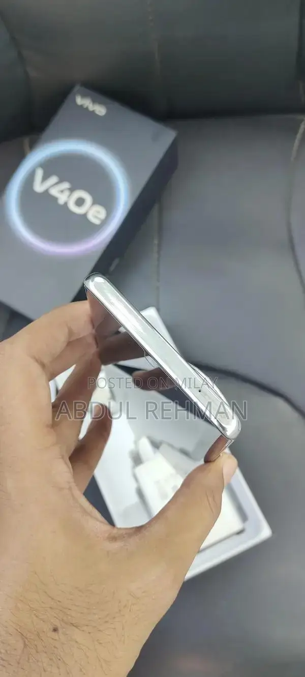 Vivo V40e Smartphone with Edge Display - 8GB RAM, 256GB Storage