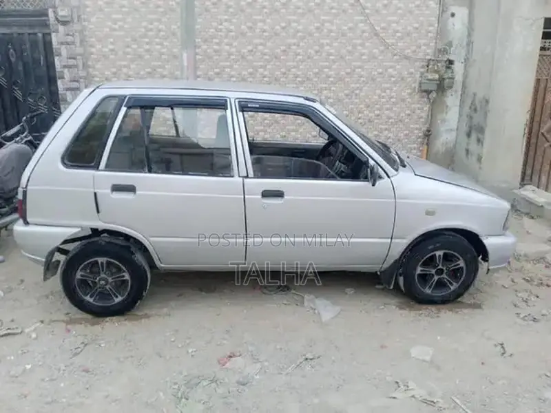 Vehicle Communication Device with Contact Information