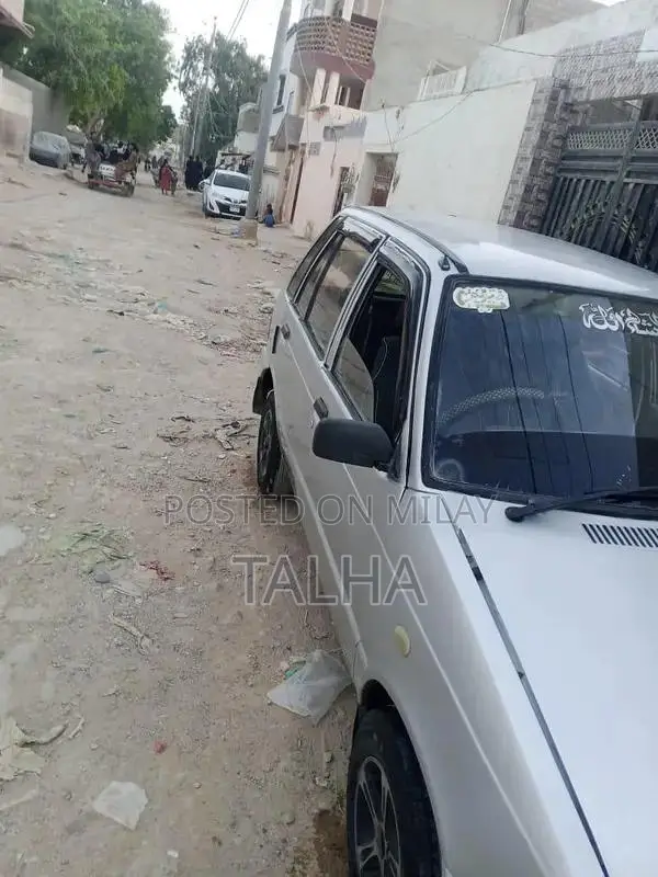 Vehicle Communication Device with Contact Information