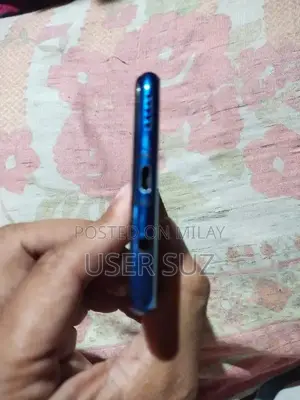 Huawei Nova 3i Smartphone - 4GB RAM, 128GB Storage