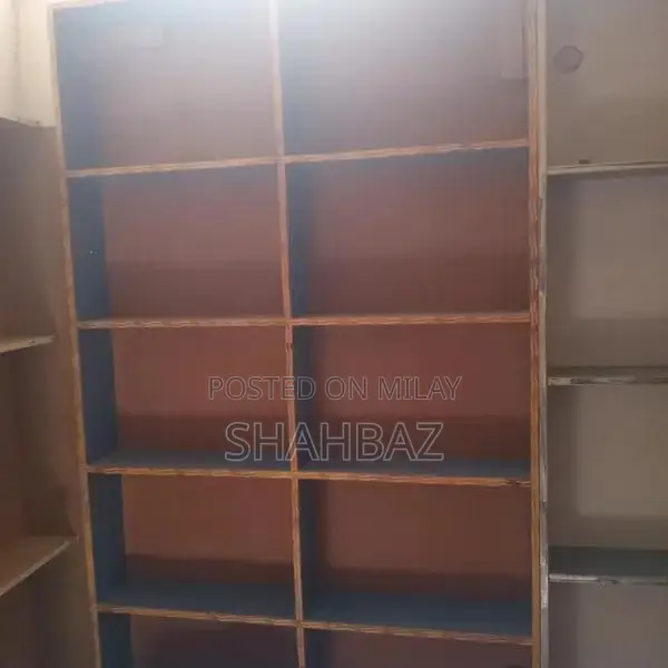 Versatile Racks in Excellent Near-New Condition