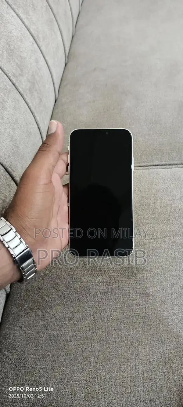 Apple iPhone 11 64GB Non-PTA Smartphone