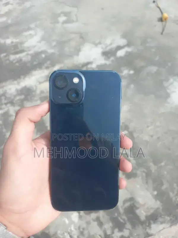 Apple iPhone 13 Pristine Condition Excellent Battery