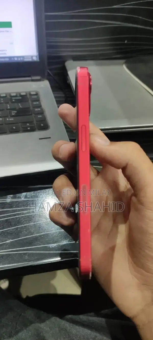 Apple iPhone 13 Red 128GB Smartphone