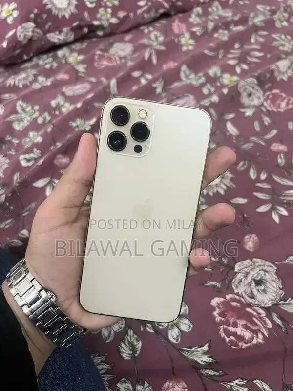 iPhone 12 Pro Max with Excellent Battery Health