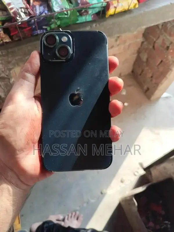 iPhone 13 Complete Package with Dual SIM Functionality