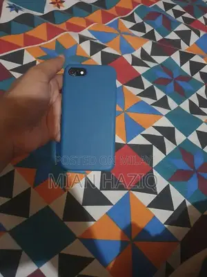 iPhone 7 128GB PTA Approved Jet Black Smartphone