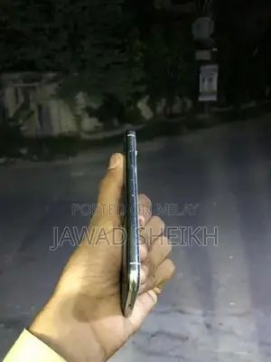 iPhone X 64GB Smartphone - PTA Approved Condition