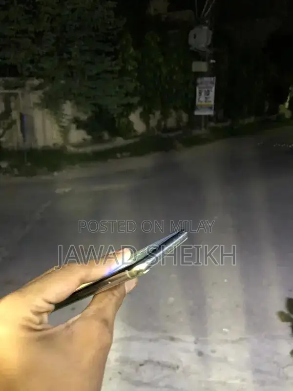 iPhone X 64GB Smartphone - PTA Approved Condition