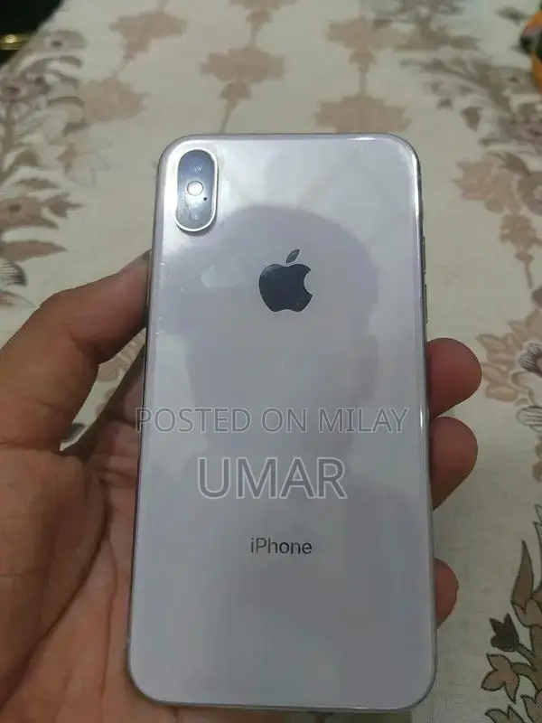 Apple iPhone X 64GB Smartphone