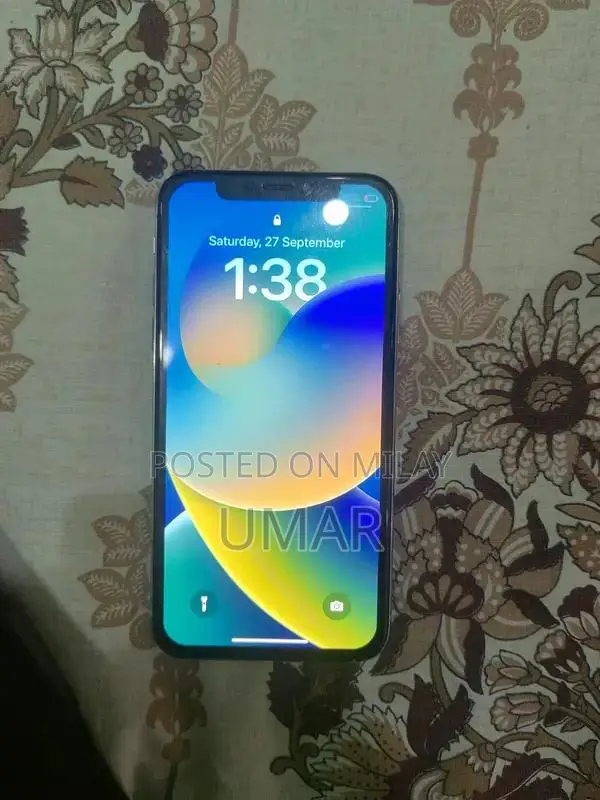 Apple iPhone X 64GB Smartphone