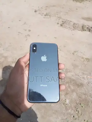 Refurbished iPhone XS 64GB with Good Battery Health