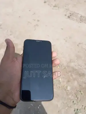 Refurbished iPhone XS 64GB with Good Battery Health