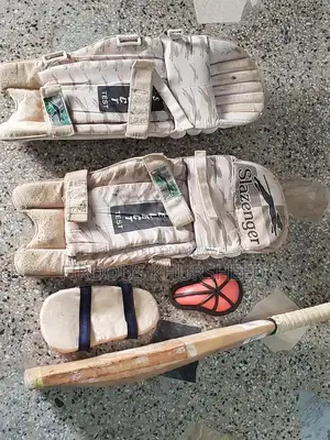 High-Quality Shalanzar Cricket Batting Pads with Safety Guard