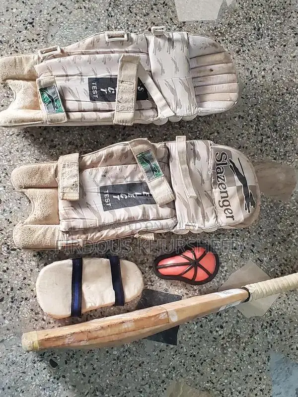 High-Quality Shalanzar Cricket Batting Pads with Safety Guard