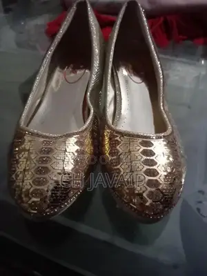 Women's Court Shoes - Lightly Worn Casual Footwear