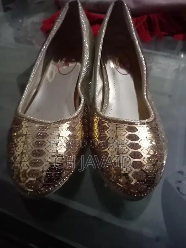 Women's Court Shoes - Lightly Worn Casual Footwear