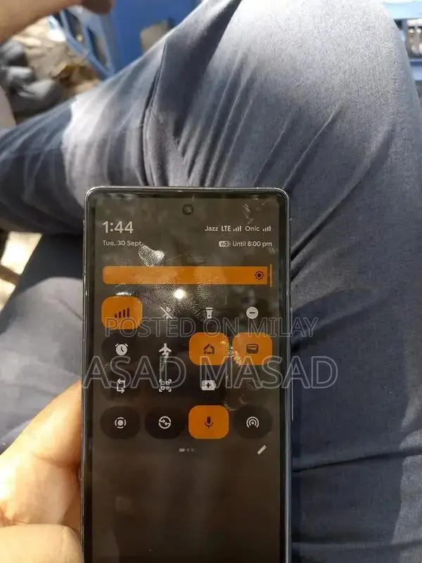 Google Pixel 7a Smartphone - eSIM Capable, Near Mint Condition