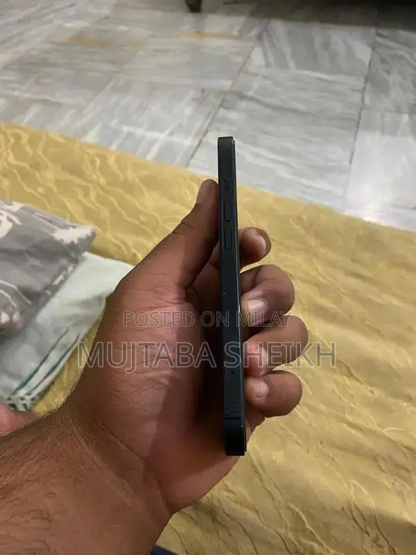 Midnight Blue iPhone 13 - Like New Condition