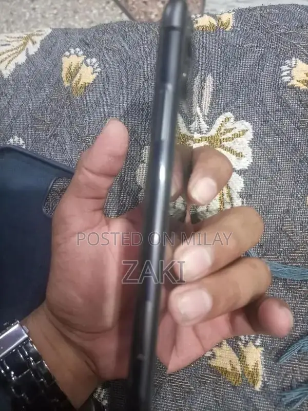 Urgent Sale: Smartphone Looking for New Home