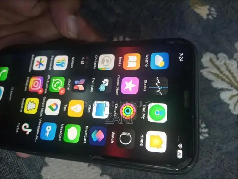 Urgent Sale: Smartphone Looking for New Home