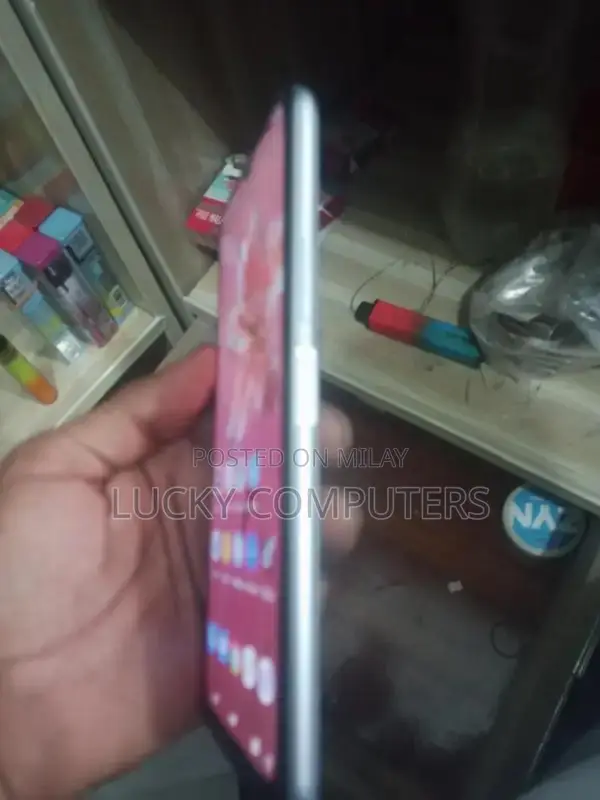 Vivo Smartphone Compact 4GB RAM Budget-Friendly Mobile Device