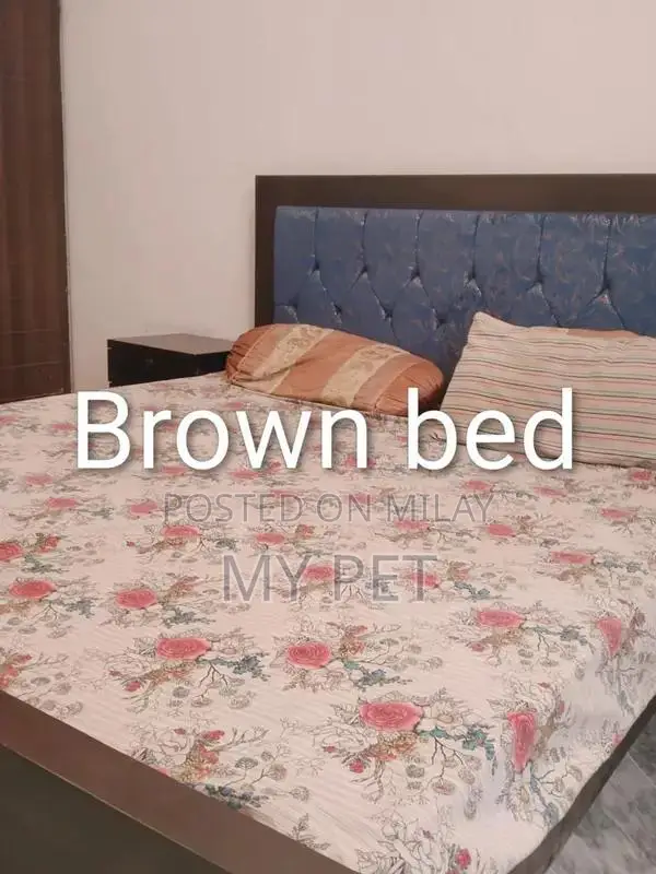 Complete 2-Piece Black and Brown Bedroom Set with Side Tables