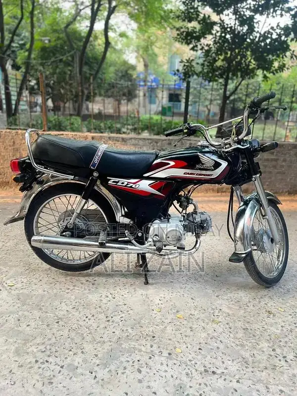 Honda CD 70 Motorcycle 2025 Model - Black Variant