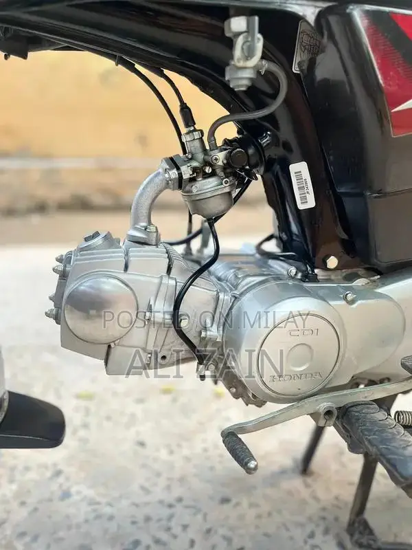 Honda CD 70 Motorcycle 2025 Model - Black Variant