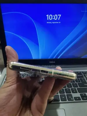 Google Pixel 7 Pro Smartphone - High-End Android Device