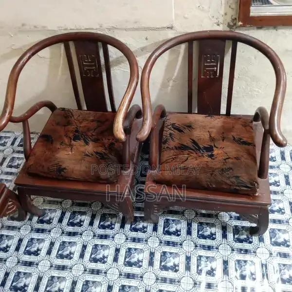 Comfortable Sofa Set for Home or Living Room