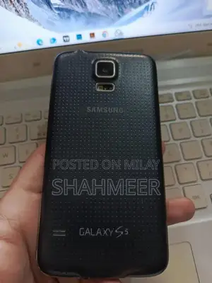 Samsung Galaxy S5 Smartphone with New Battery