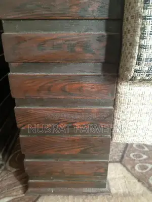 5 Seater Loveseat Sofa in Pristine Condition