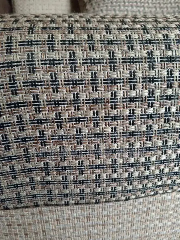 5 Seater Loveseat Sofa in Pristine Condition