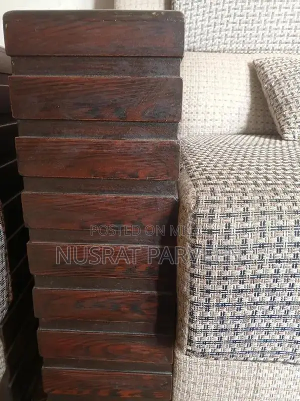 5 Seater Loveseat Sofa in Pristine Condition